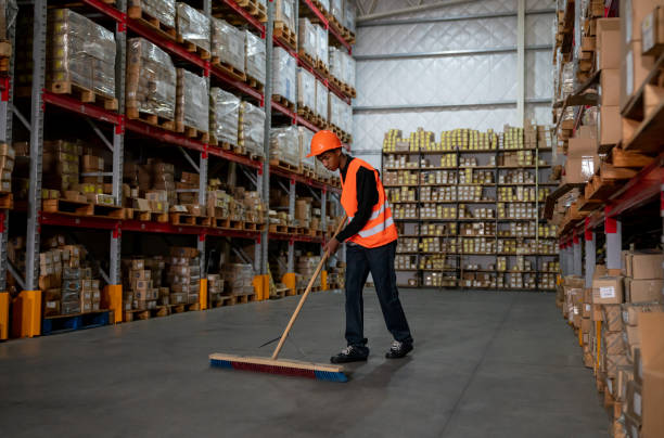 Warehouse Cleaning for Efficiency and Safety